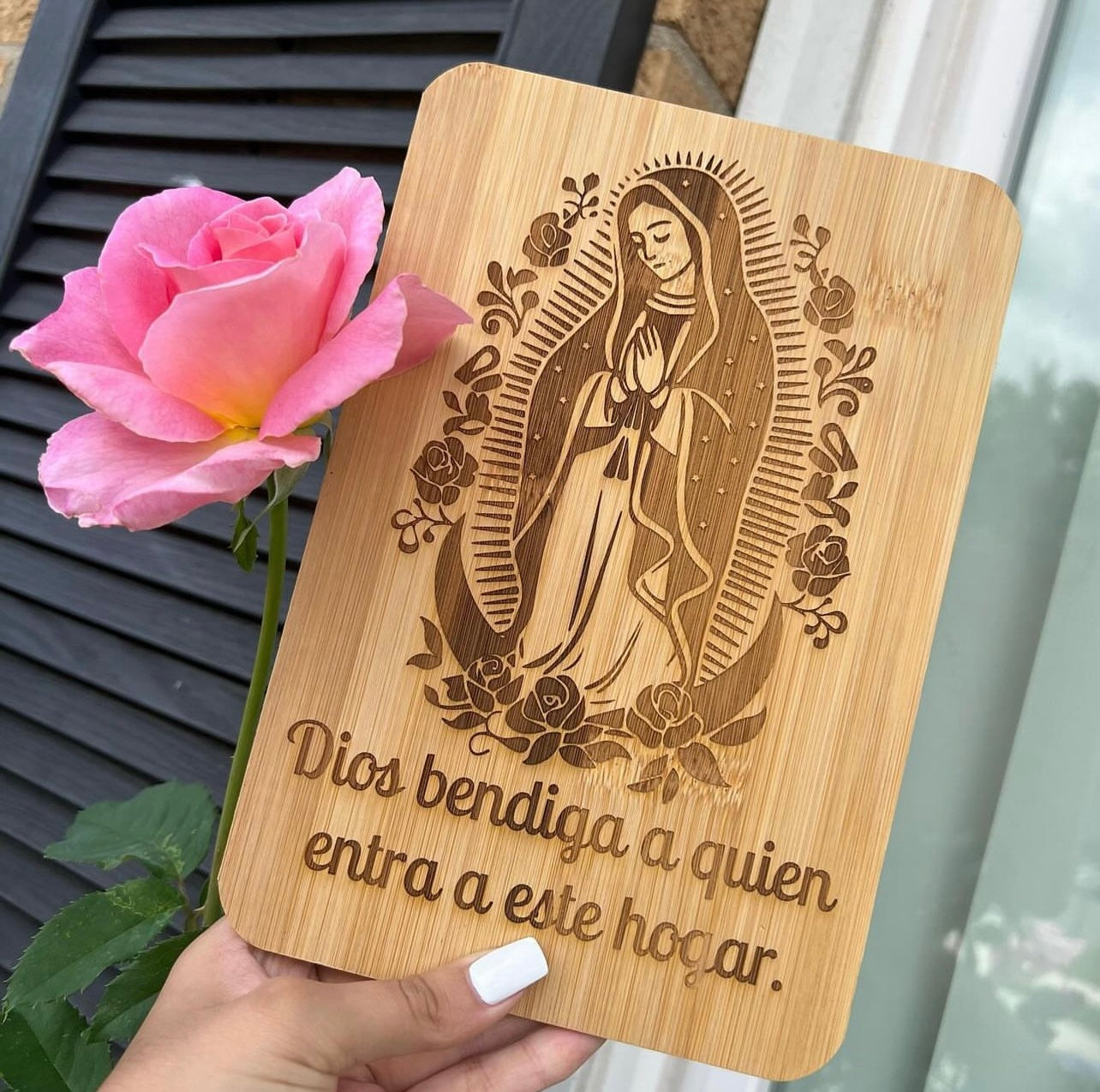 Virgencita— Dios Bendiga…