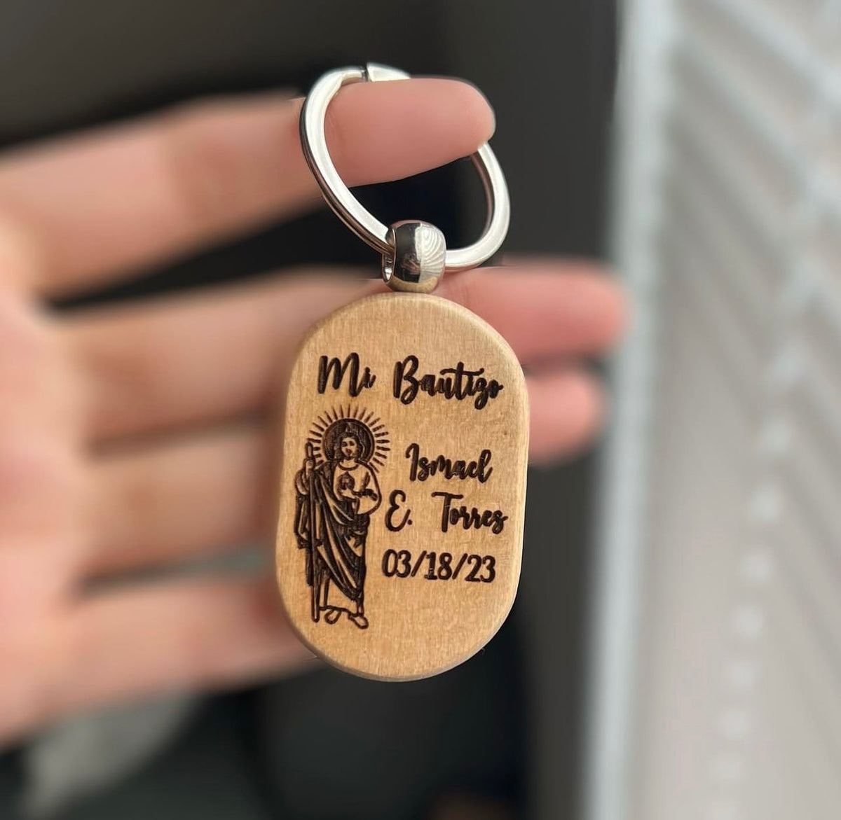 12 Custom Oval Keychains